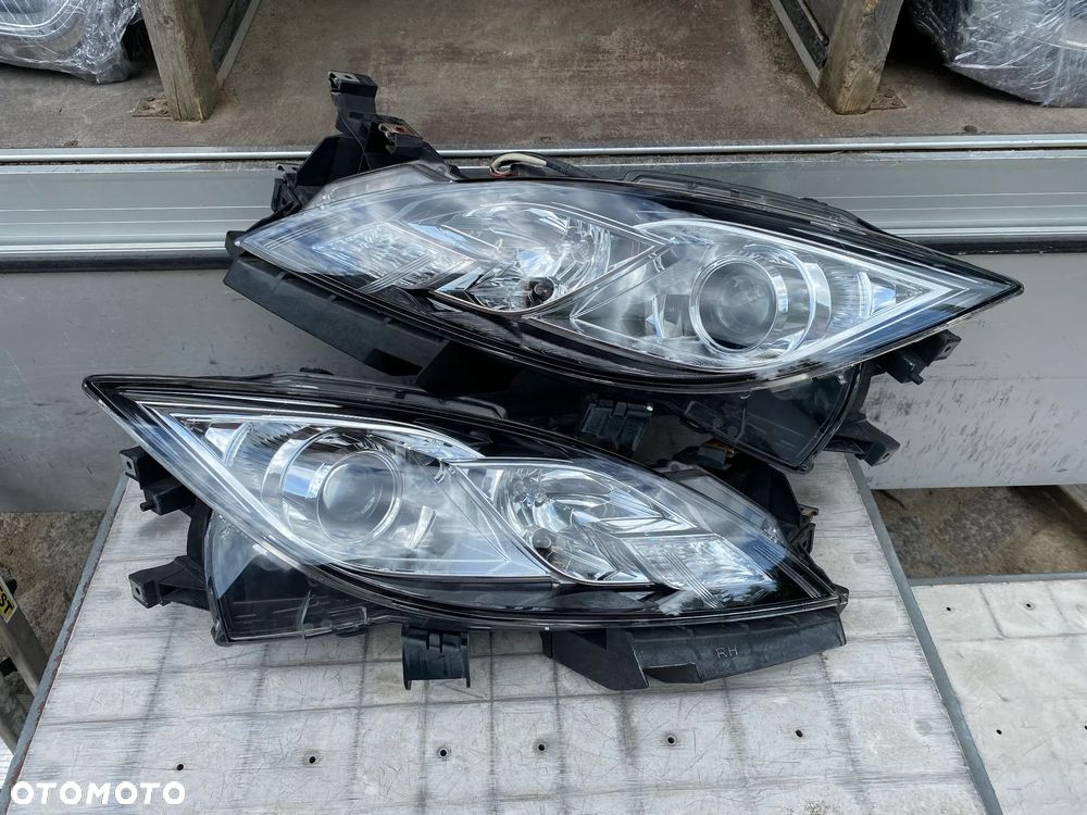 lampa mazda 6 II GH prawa eu - 1