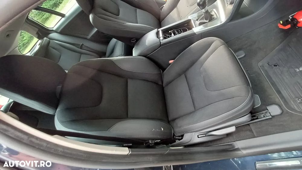 Volvo V60 DRIVe Start-Stop Basic - 14