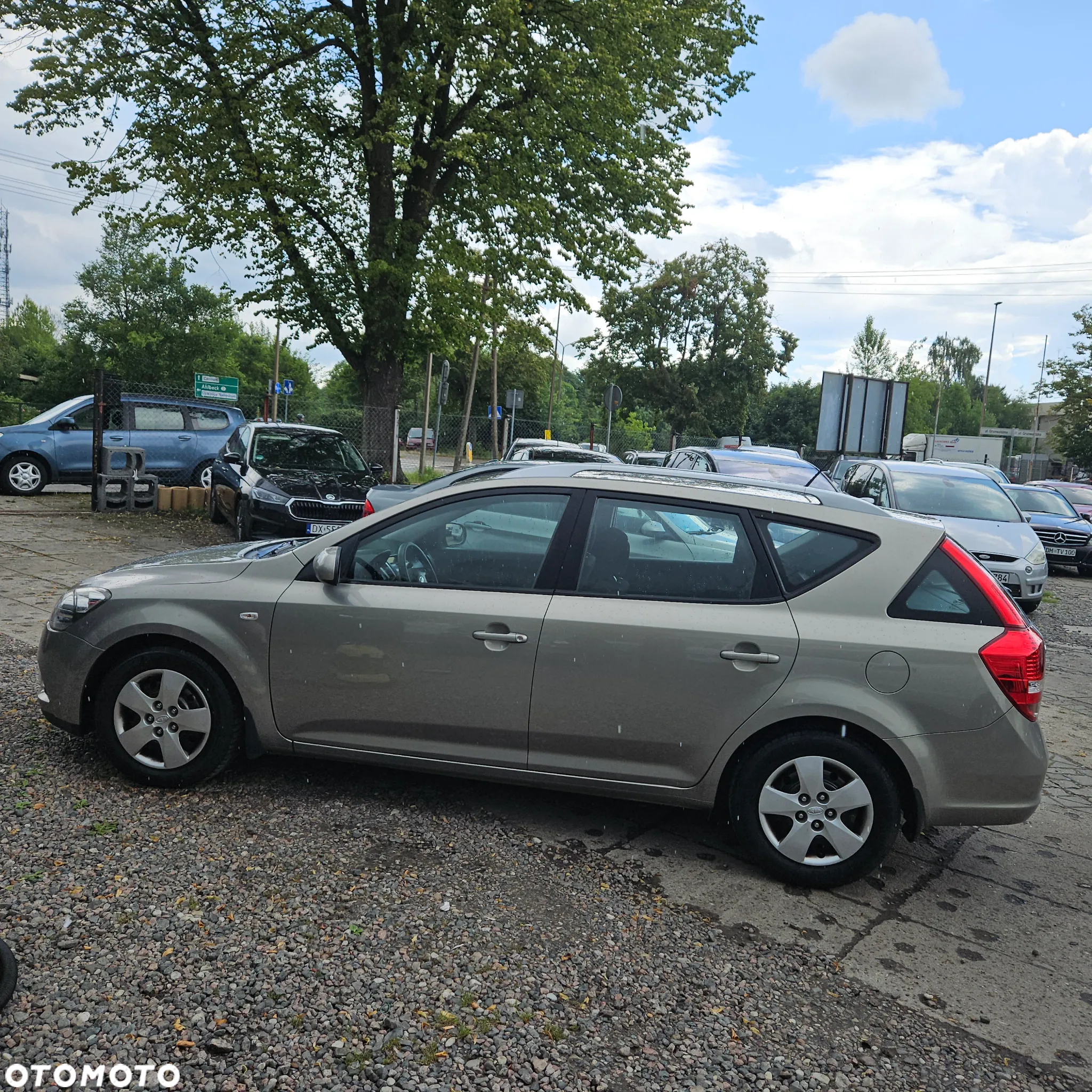 Kia Ceed Cee'd 1.6 Crdi Comfort + - 5
