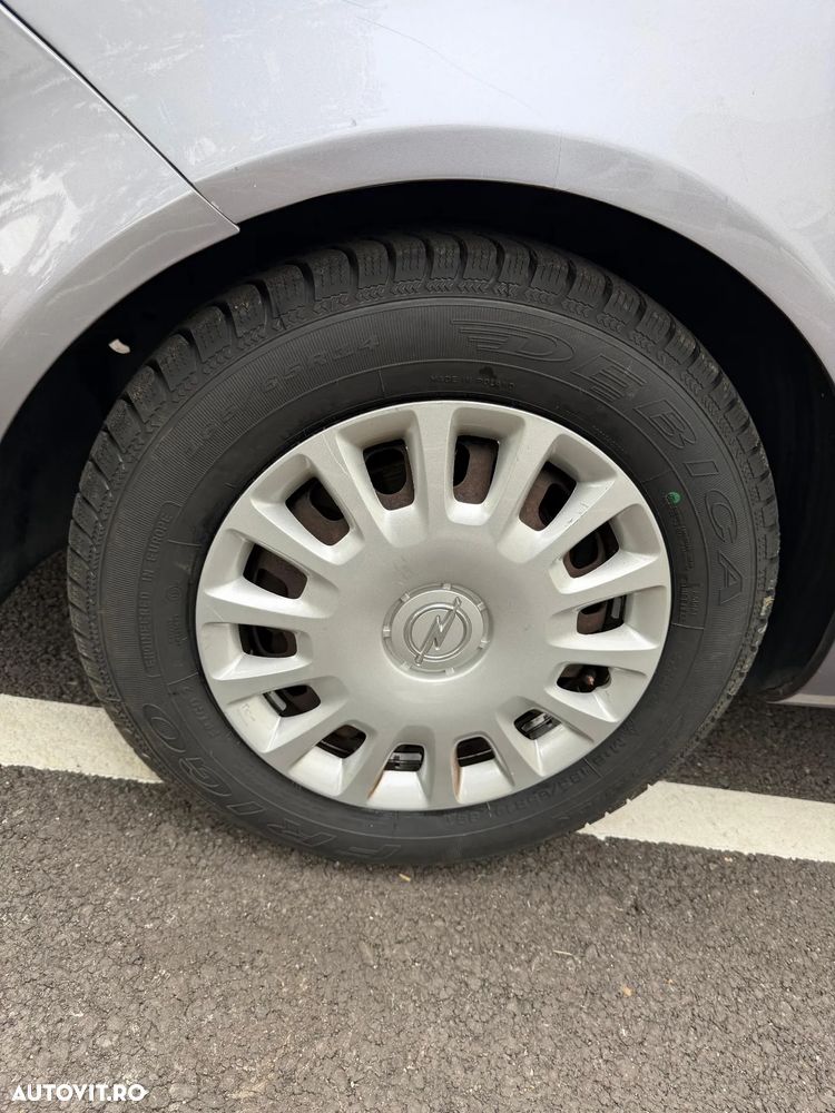 Opel Corsa 1.2i Cosmo - 12