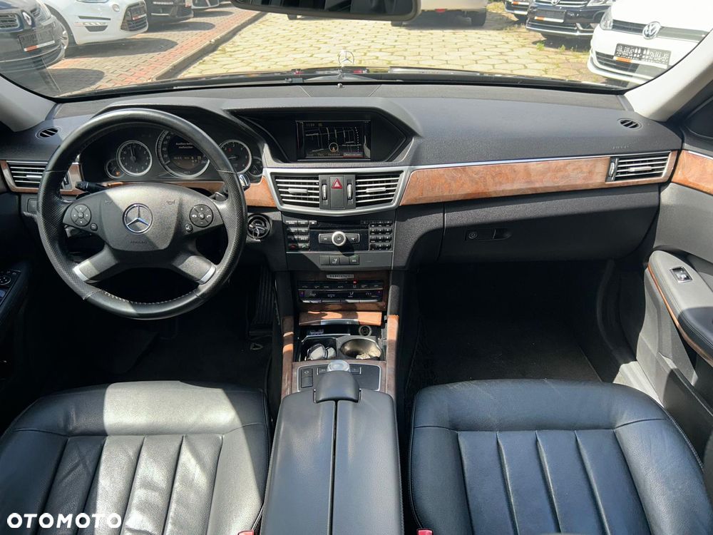 Mercedes-Benz Klasa E 200 CDI DPF BlueEFFICIENCY 7G-TRONIC Elegance - 10