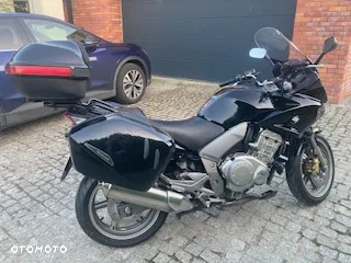 Honda CBF - 8