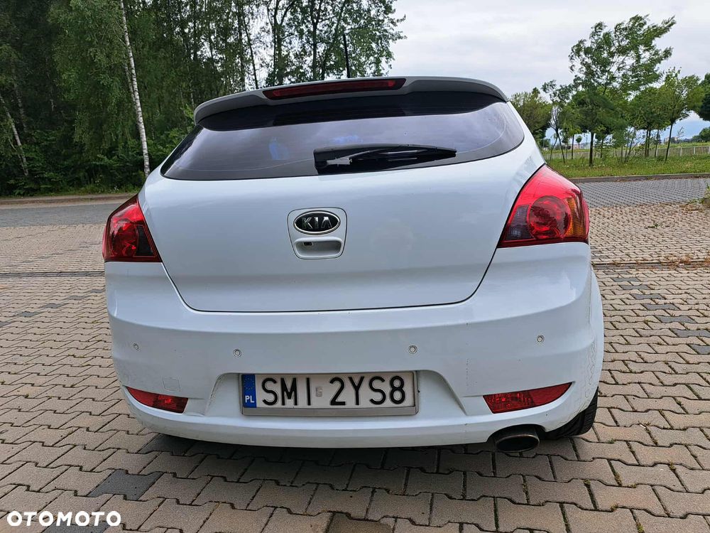 Kia Ceed - 6