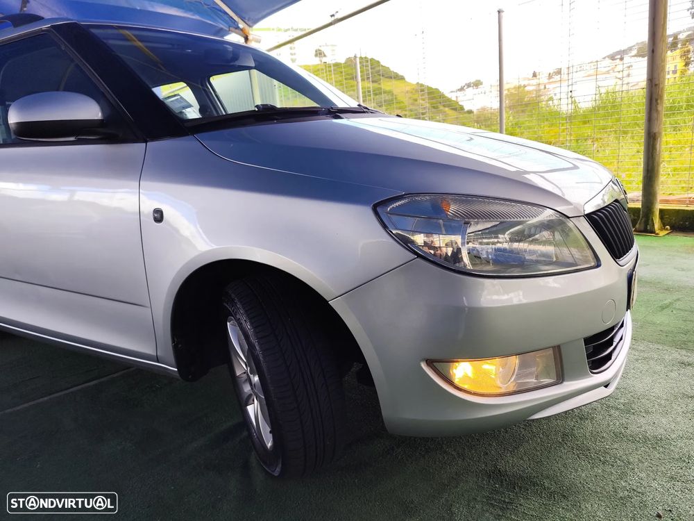 Skoda Fabia Break 1.2 TDi Active Plus - 17