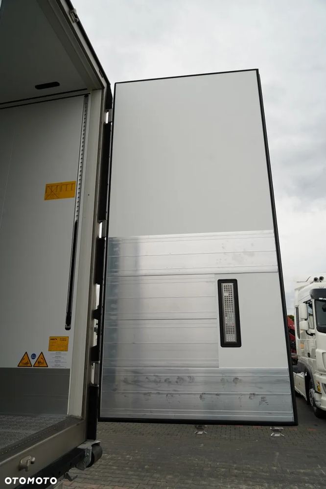 Schmitz Cargobull / CHŁODNIA / THERMO KING SLX 300 / DOPPELSTOCK / NOWA / 2025 ROK / - 16