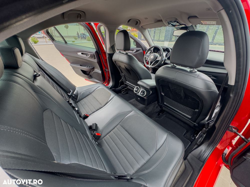 Alfa Romeo Giulia 2.2 JTDM Aut. Super - 13
