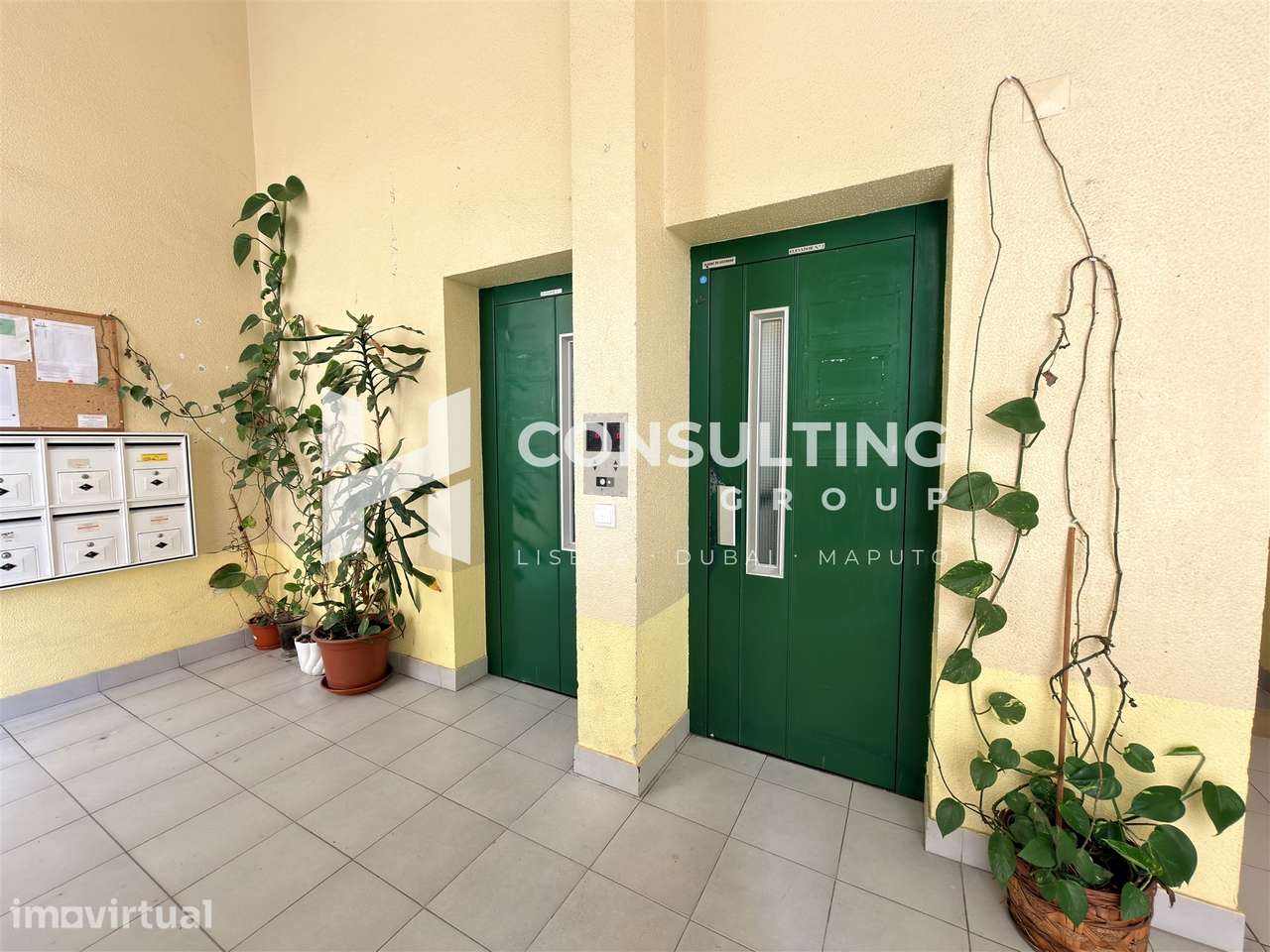 Apartamento T2 Venda em Caparica e Trafaria,Almada - Grande imagem: 2/25
