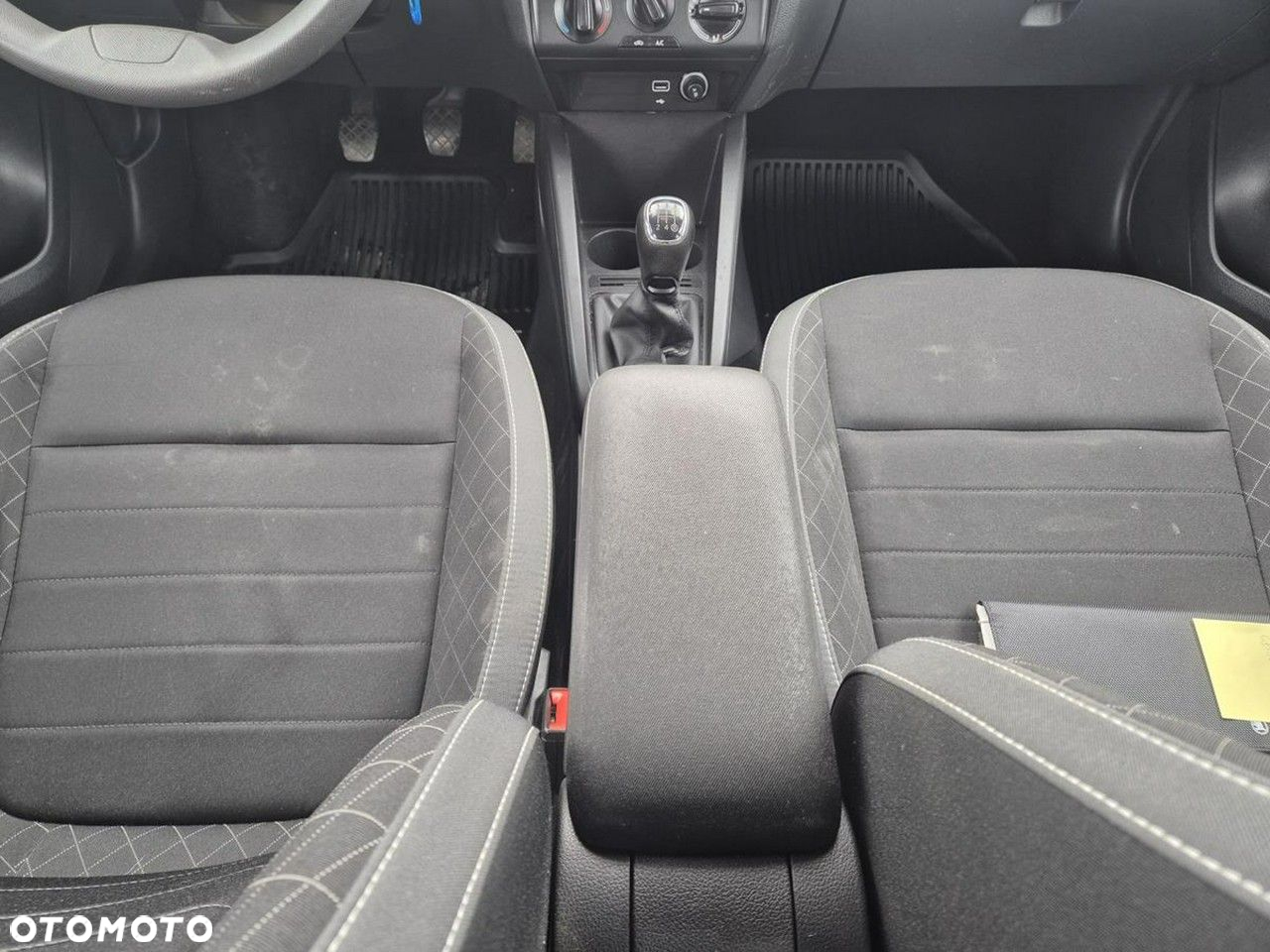 Skoda Fabia - 16