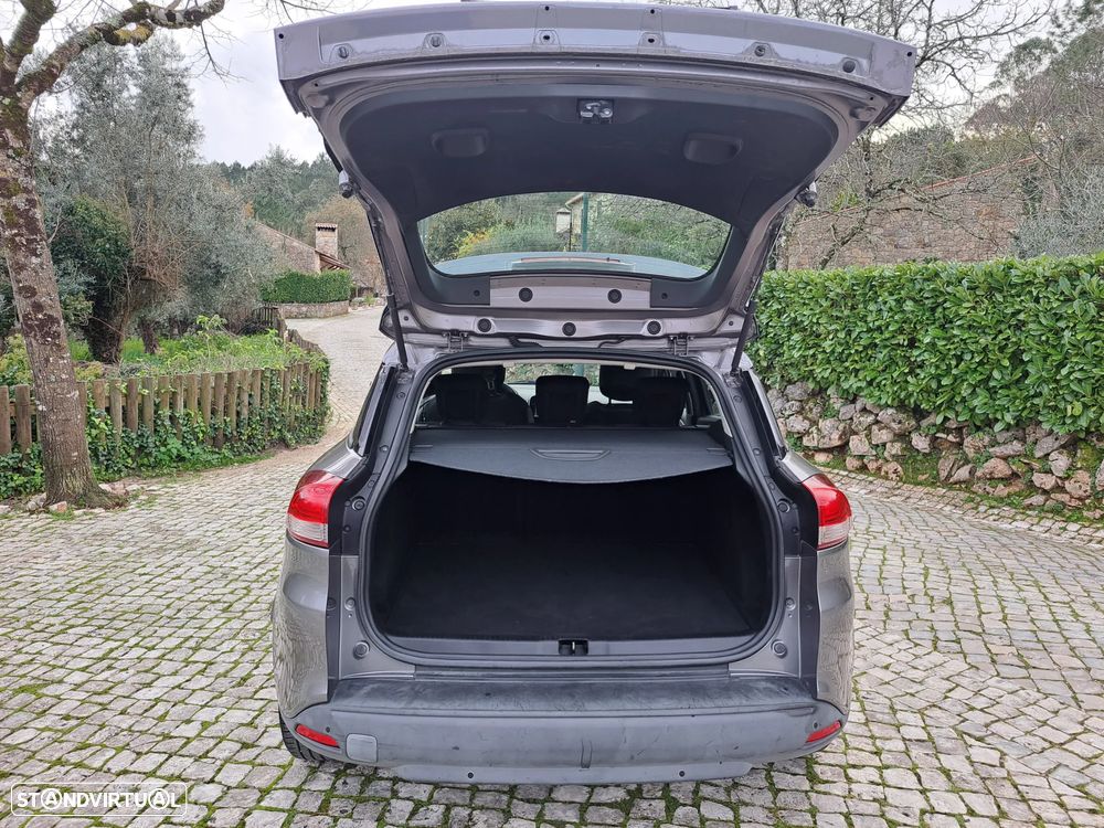 Renault Clio Sport Tourer 0.9 TCE Luxe - 25