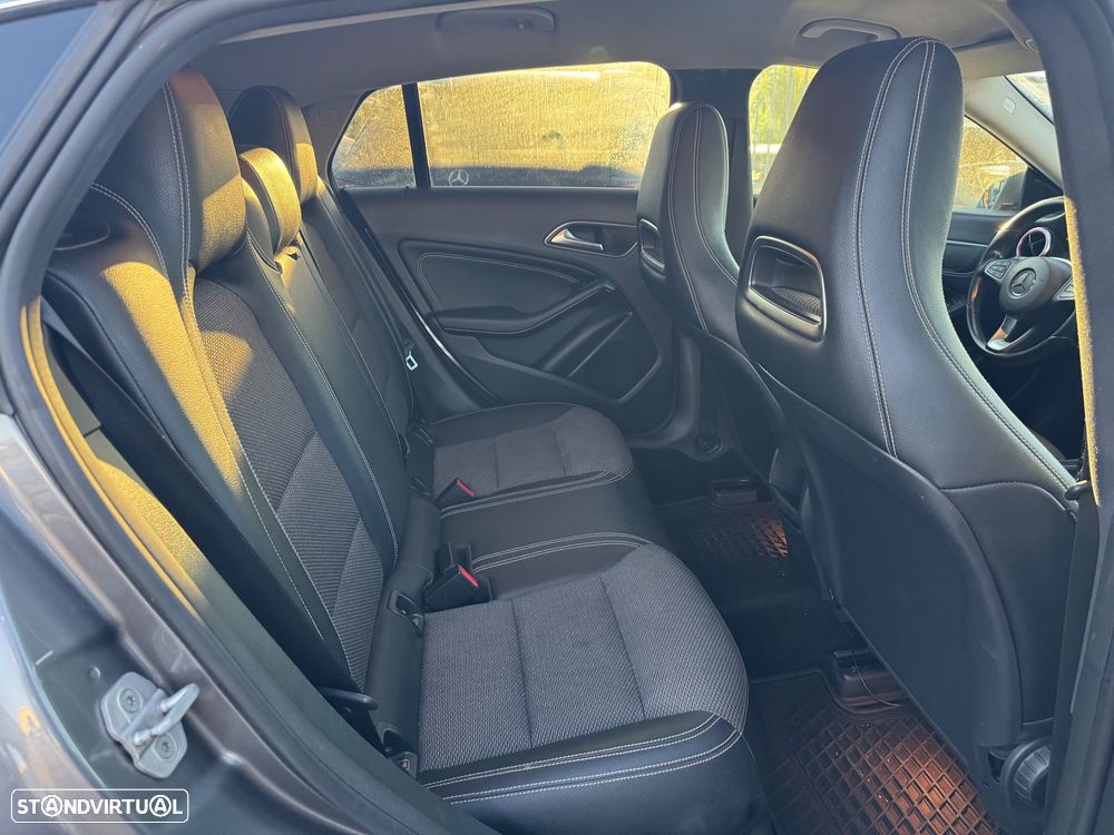 Mercedes-Benz CLA 180 d Shooting Brake Urban - 27