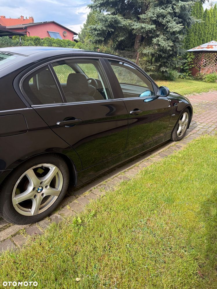 BMW Seria 3 318i - 6