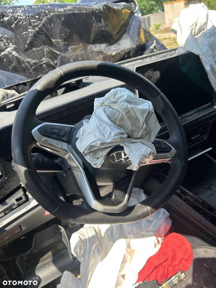 Volkswagen Tiguan - 17