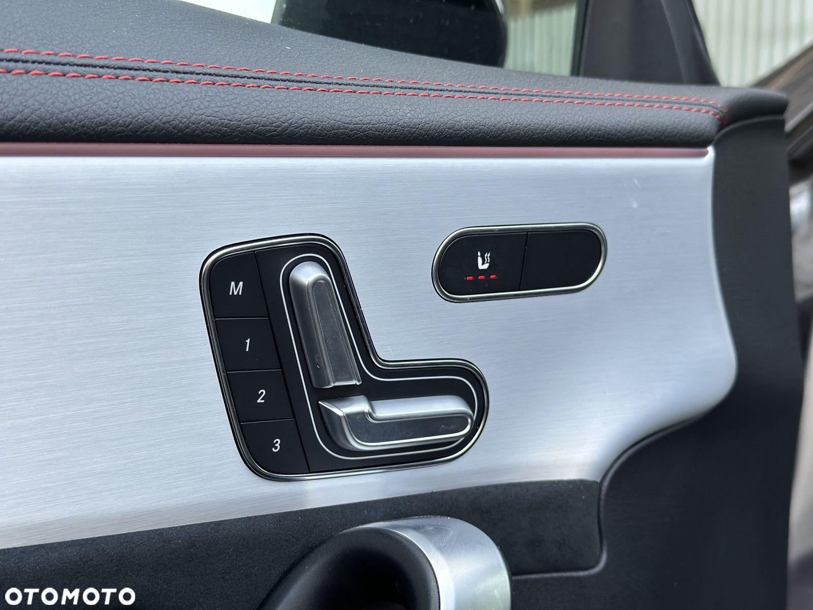 Mercedes-Benz CLA - 17