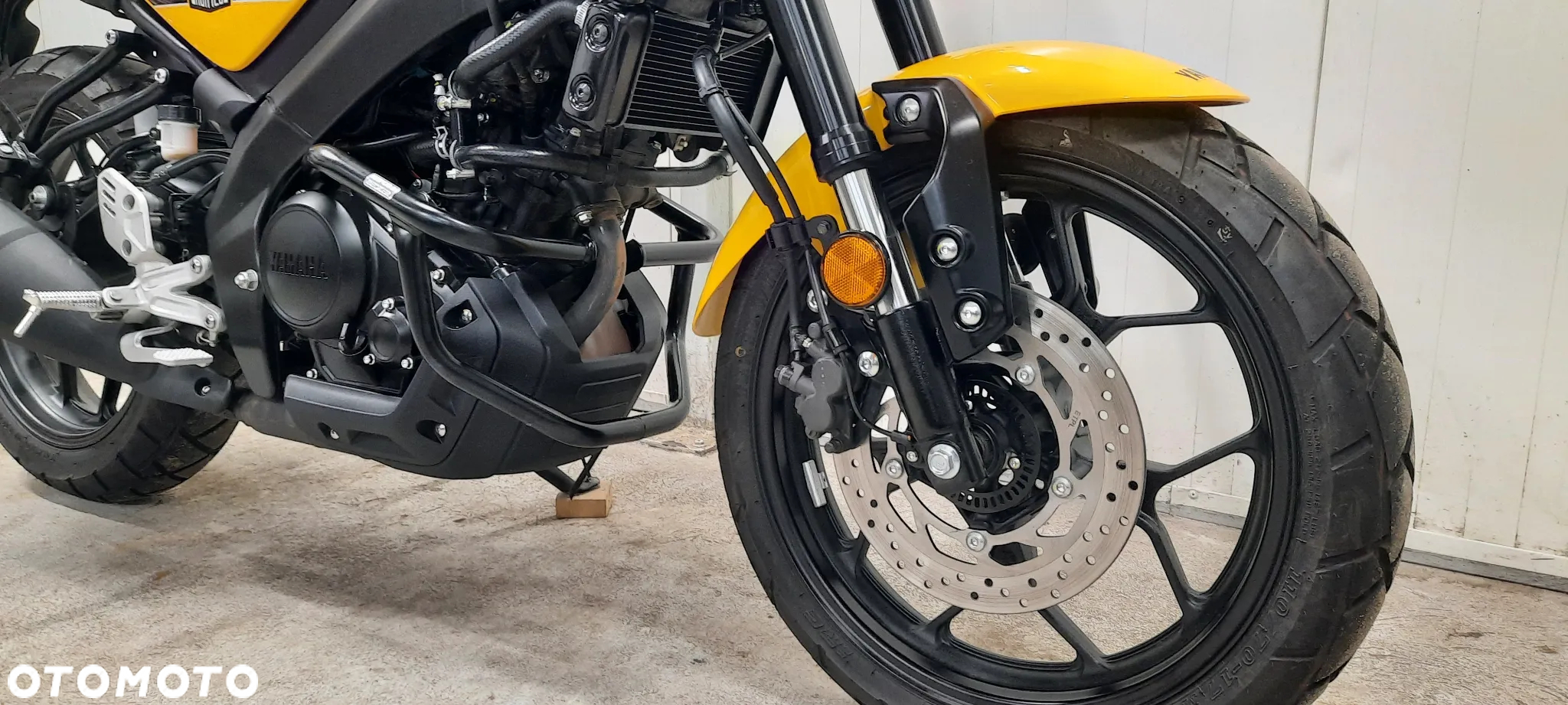 Yamaha XSR - 2
