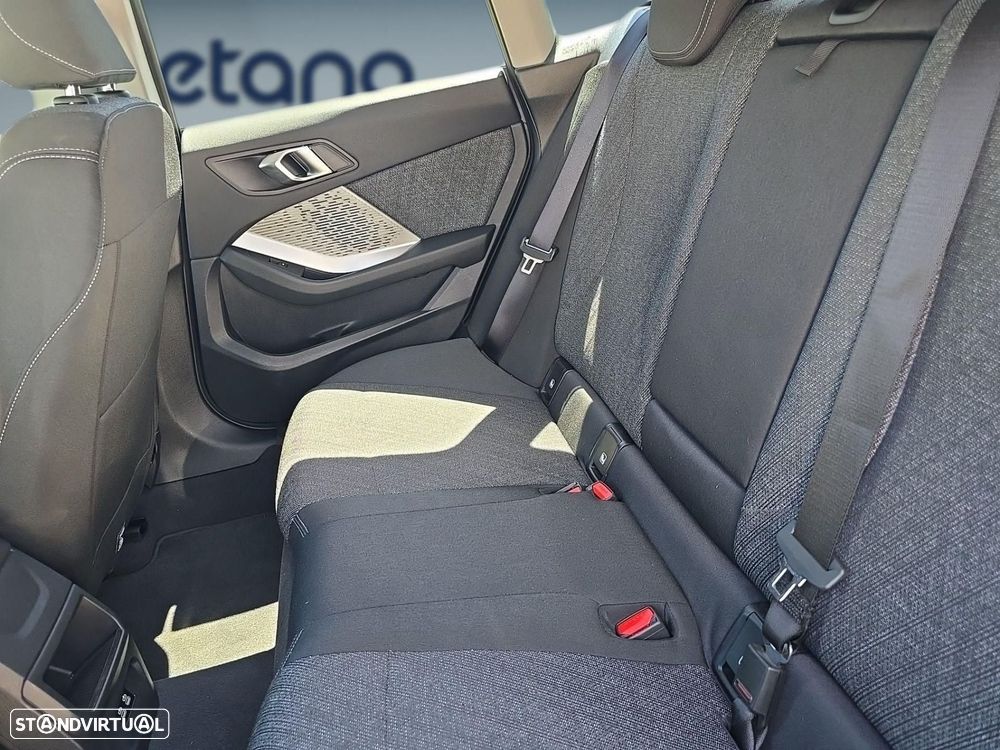 BMW 216 Pack Desportivo M — fotografia 14