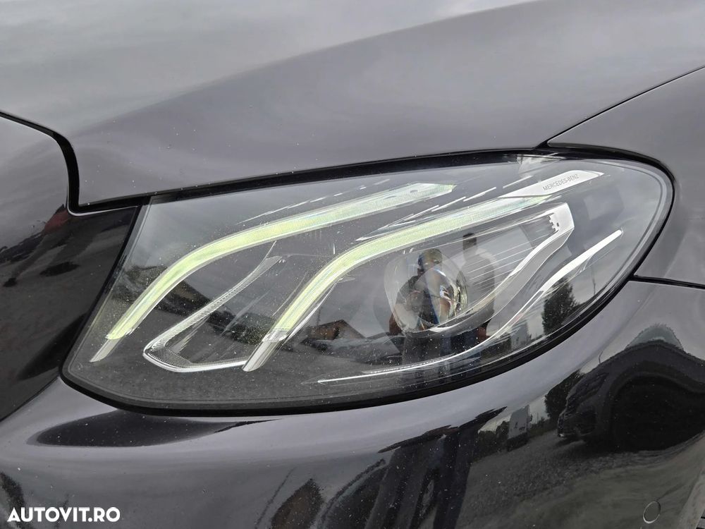 Mercedes-Benz E 220 d T 9G-TRONIC Avantgarde - 35