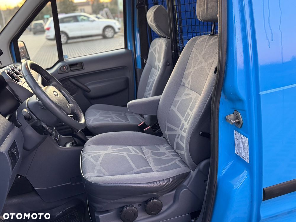 Ford Transit Connect - 9