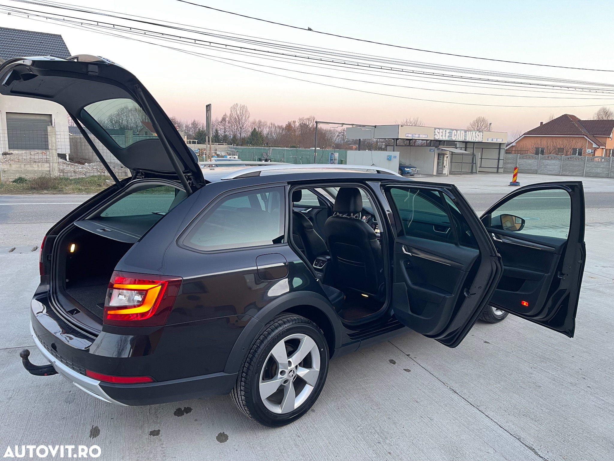 Skoda Octavia 2.0 TDI 4x4 DSG Scout - 22
