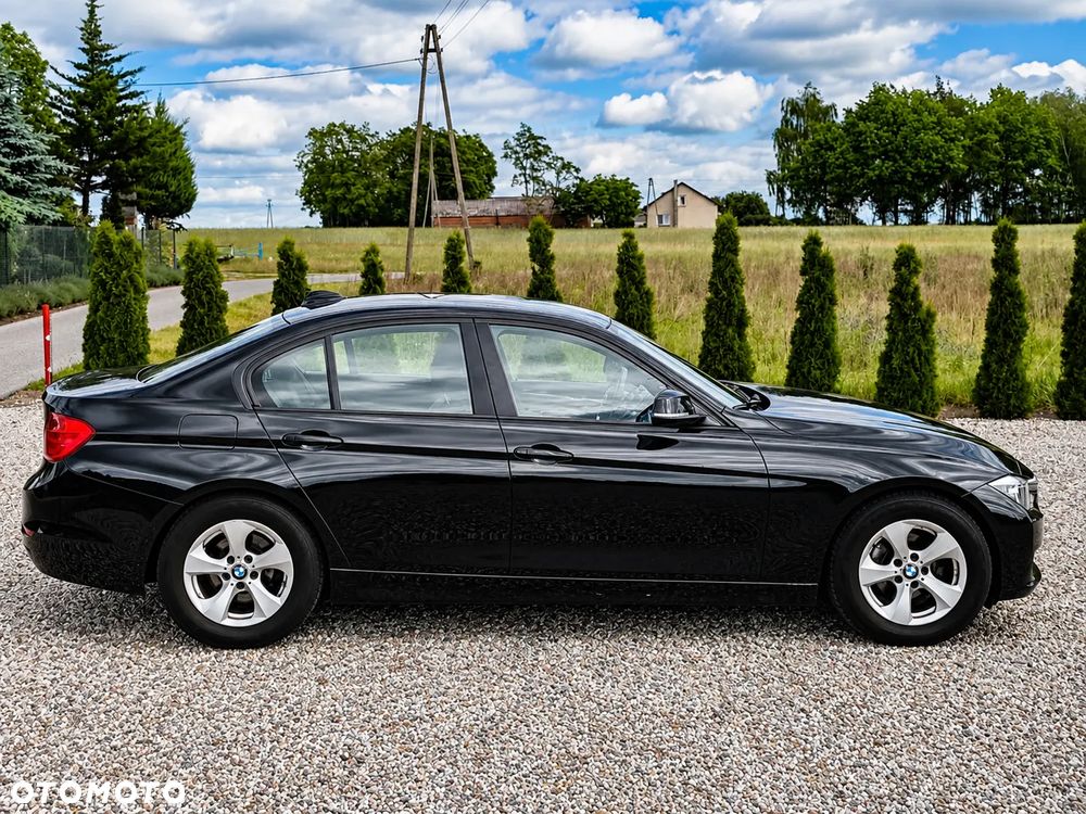 BMW Seria 3 320d Efficient Dynamics - 4