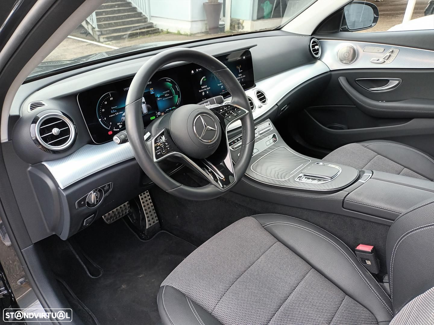 Mercedes-Benz E 220 d Avantgarde 4Matic All-Terrain - 13