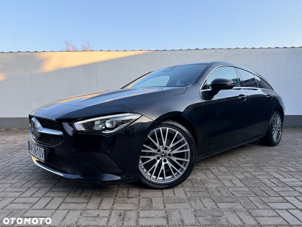 Mercedes-Benz CLA 180 7G-DCT Edition 2022 - 1