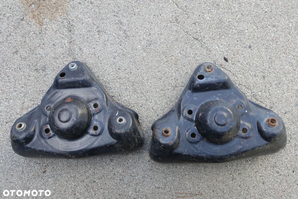 MOCOWANIE AMORTYZATORA PRZÓD AUDI A4 B5 A6 C5 PASSAT B5