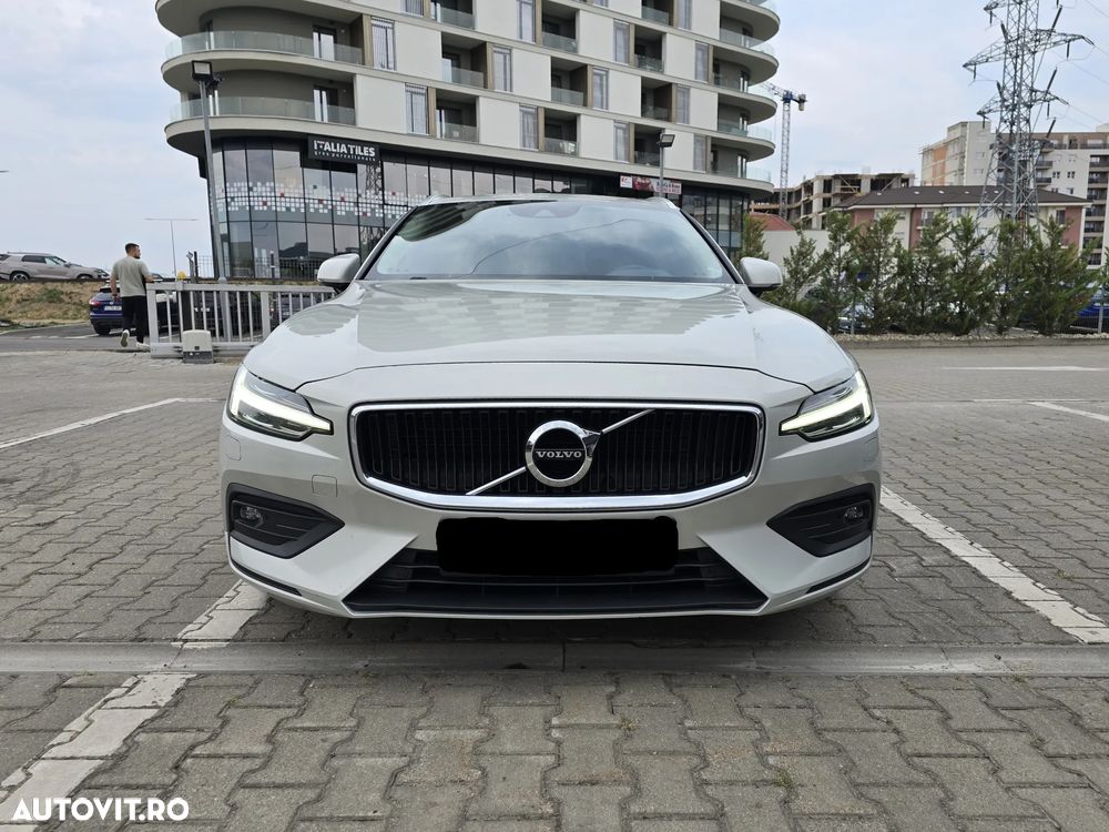 Volvo V60 D4 Momentum - 1