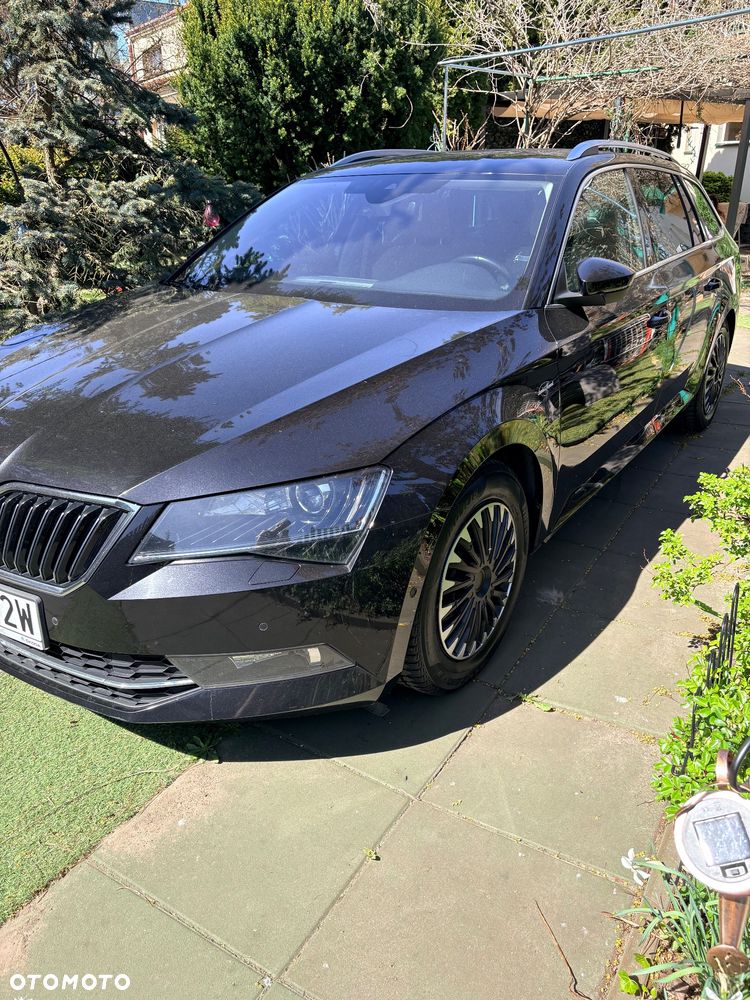 Skoda Superb 2.0 TDI 4x4 L&K DSG - 12