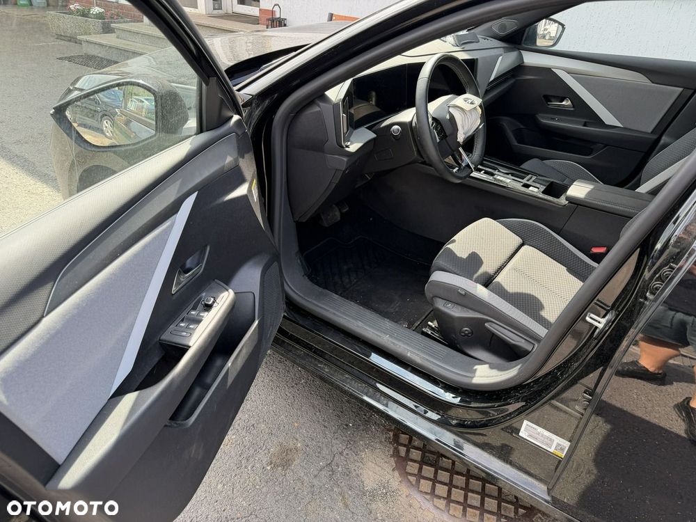 Opel Astra - 10