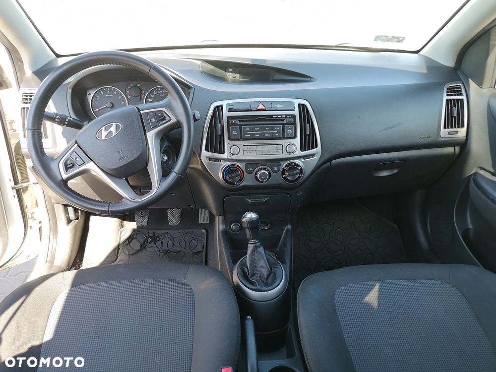 Hyundai i20 1.25 Comfort - 13