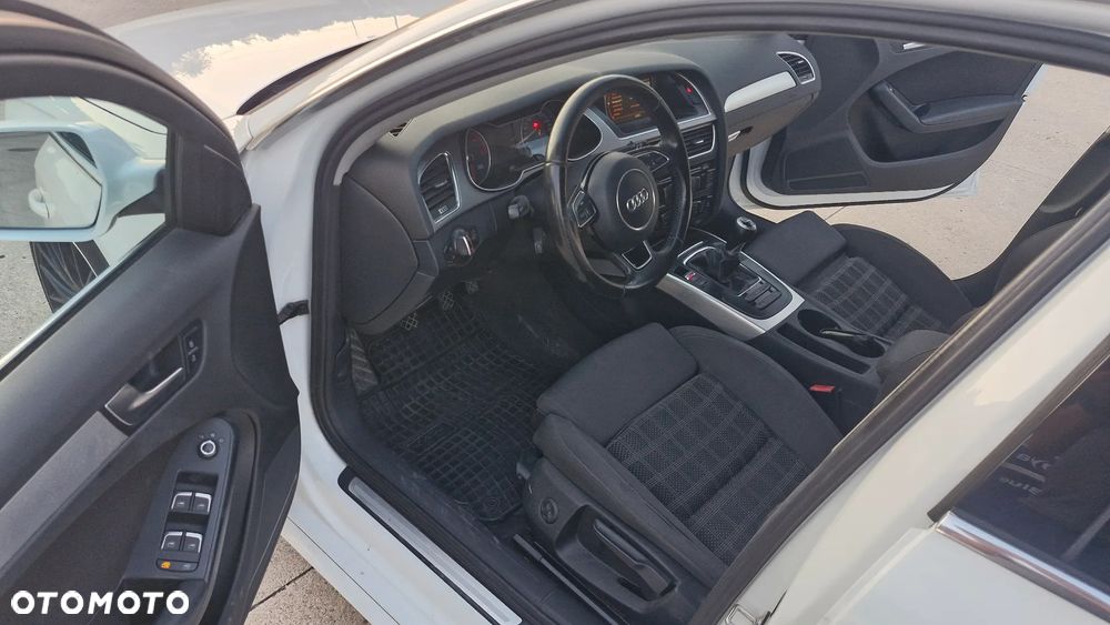 Audi A4 Avant 2.0 TDI ultra - 11