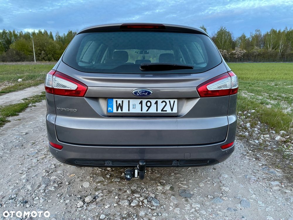 Ford Mondeo 2.0 TDCi Silver X - 13