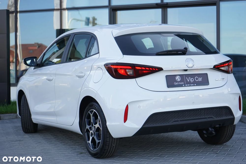 MG MG3 1.5 Excite - 10