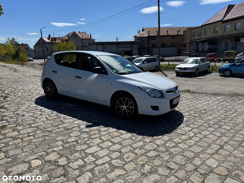 Hyundai i30 i30cw 1.4 Edition Plus - 3