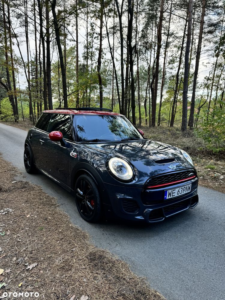 MINI John Cooper Works - 13
