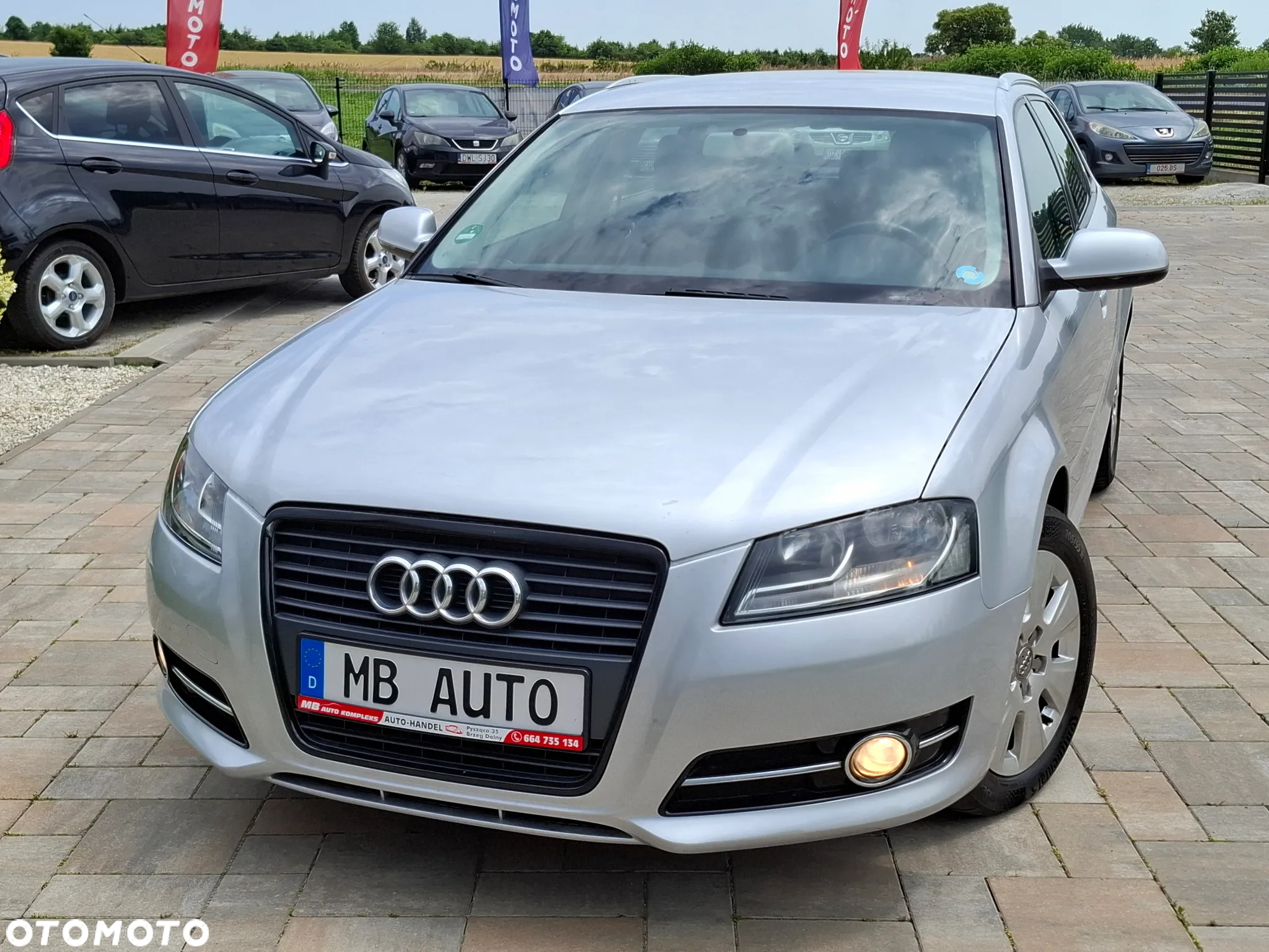 Audi A3 1.4 TFSI Sportback S line Sportpaket - 2