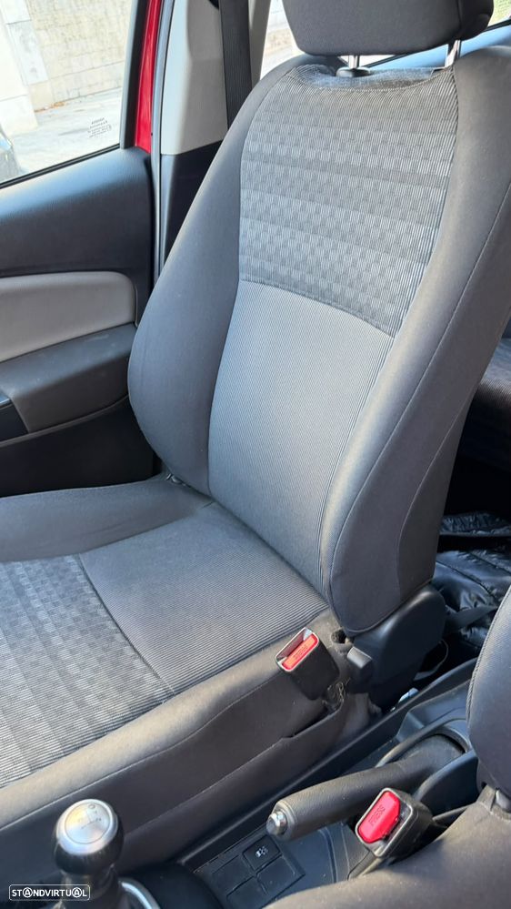 Toyota Yaris 1.0 VVT-i Comfort - 12