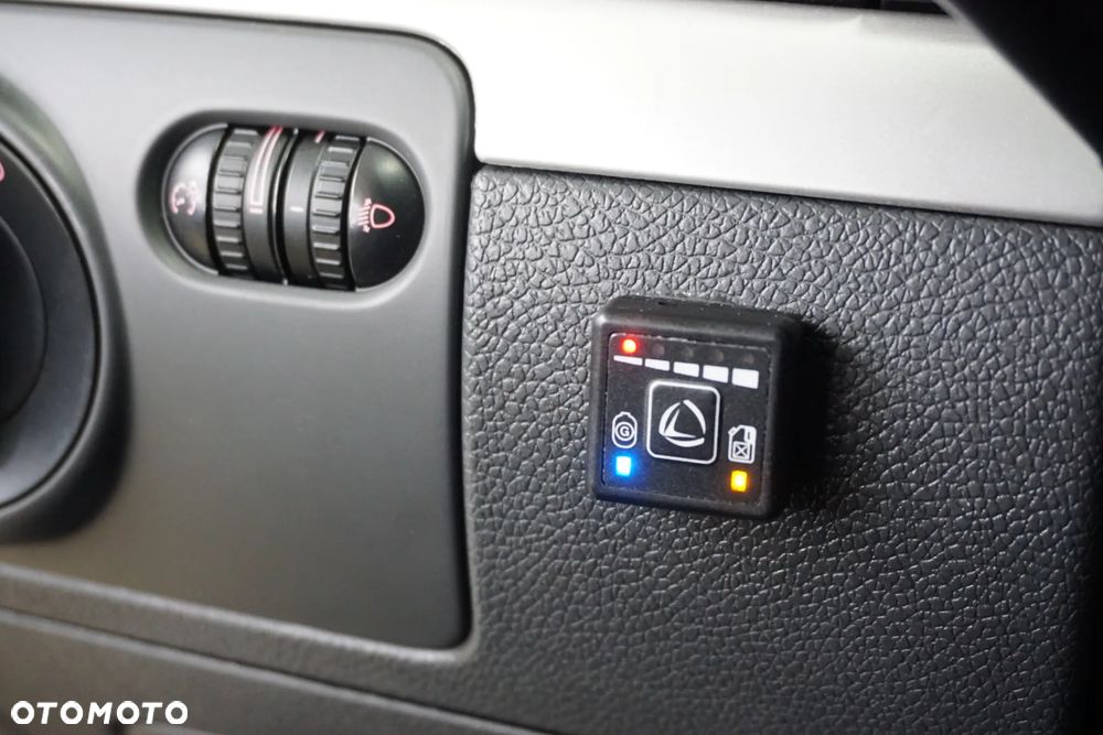 Volkswagen Golf 1.6 Tour - 26