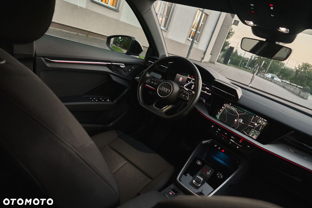 Audi A3 Sportback 35 TDI S tronic - 34