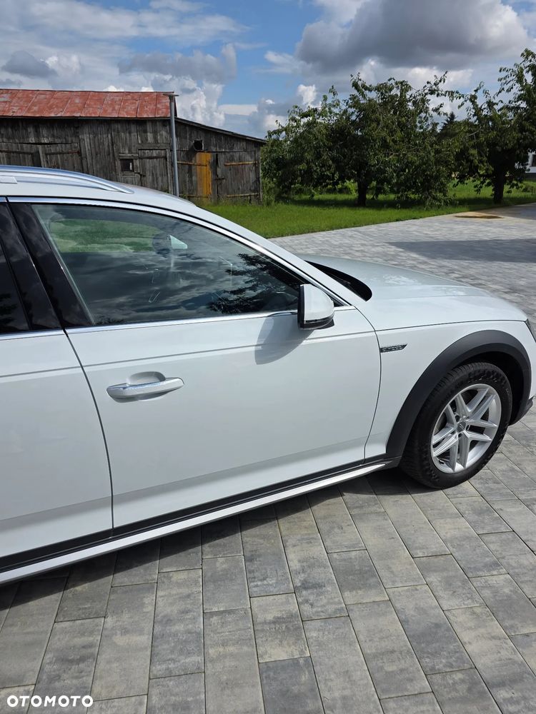 Audi A4 Allroad - 11