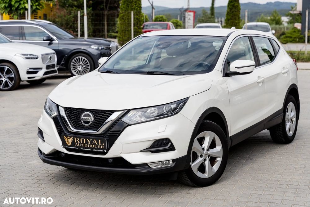 Nissan Qashqai 1.6 DCI Xtronic N-Connecta - 2