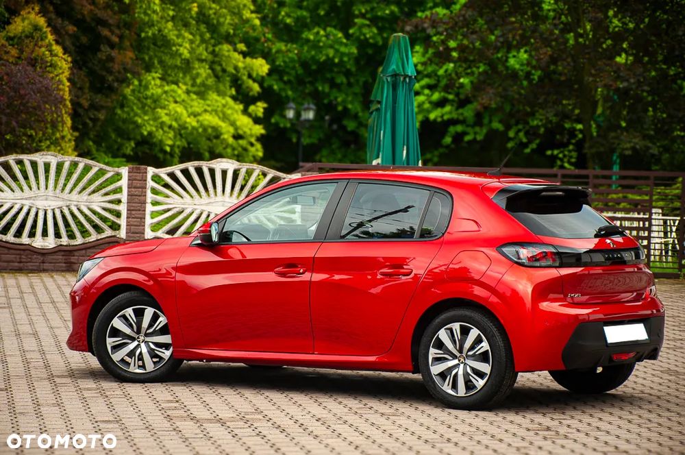 Peugeot 208 PureTech 82 Start & Stop Allure - 14