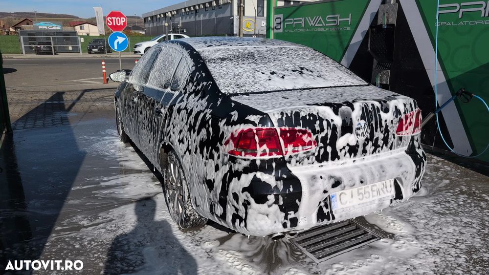 Volkswagen Passat 2.0TDI Comfortline DPF DSG - 15