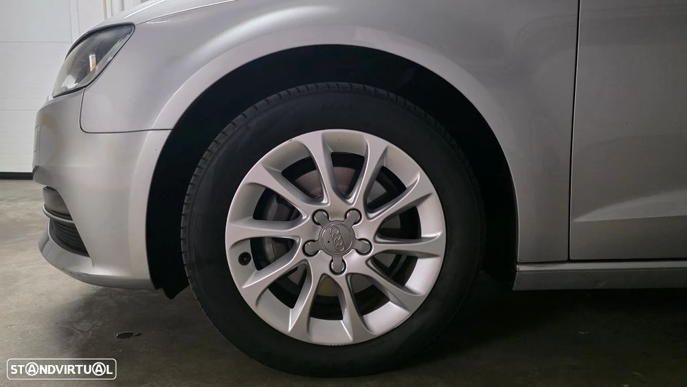 Audi A3 Sportback 2.0 TDI - 3