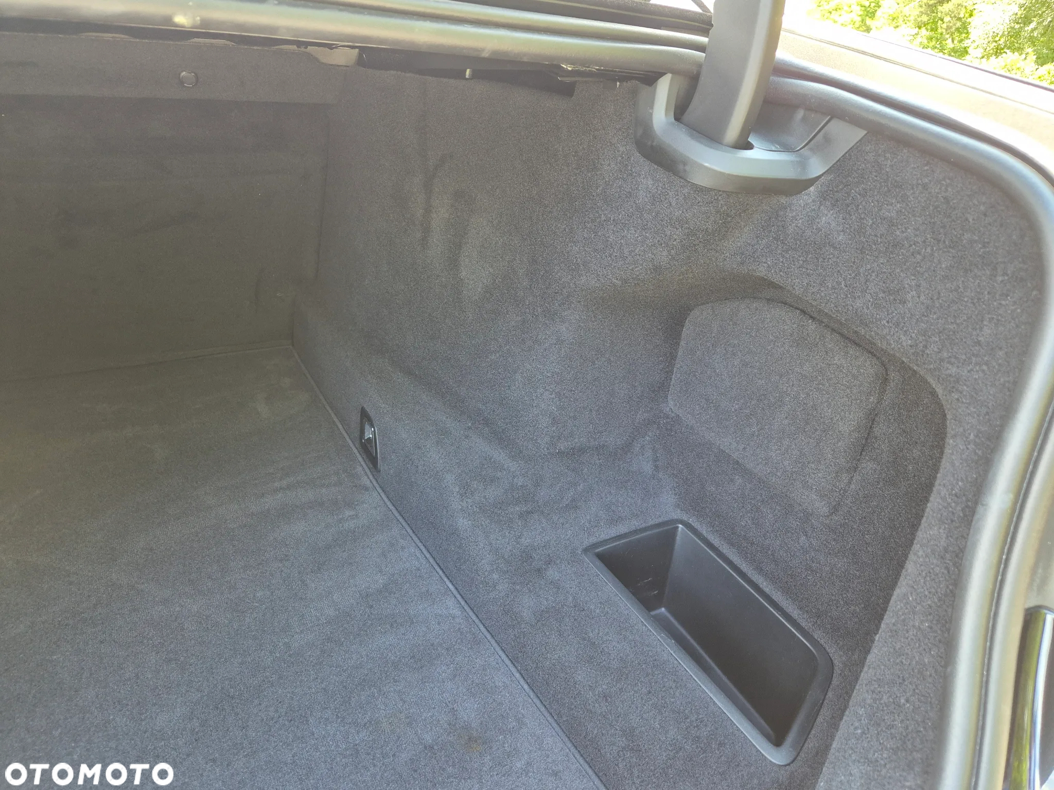 BMW Seria 7 750i - 27