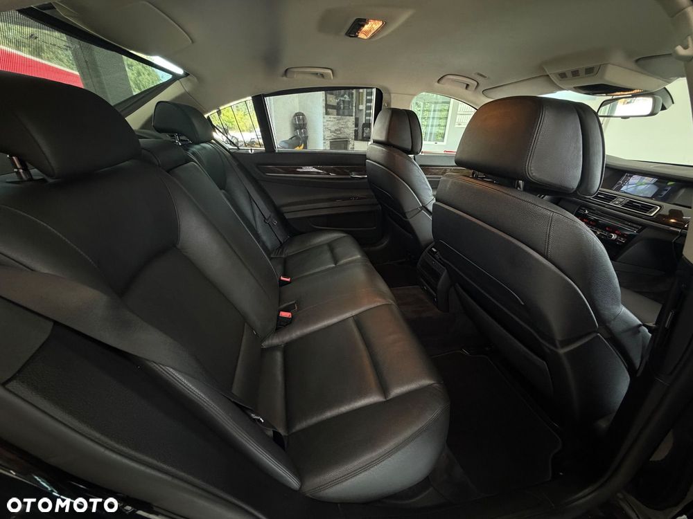 BMW Seria 7 730d - 7