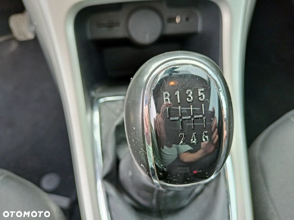 Opel Astra 1.4 Turbo Innovation - 21