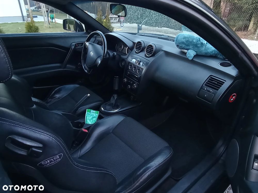 Hyundai Coupe - 7