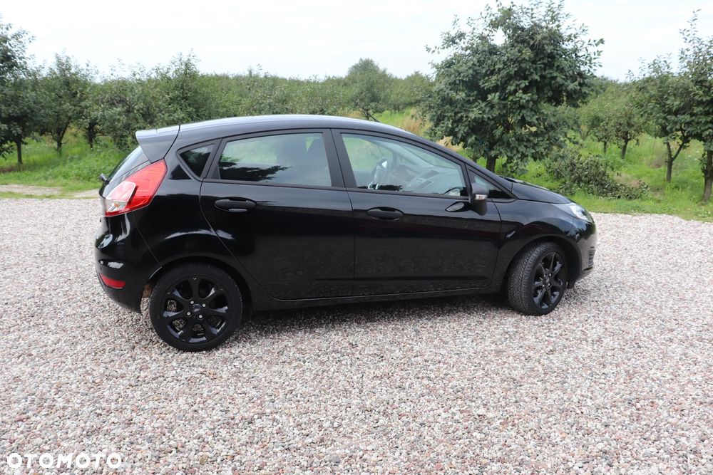 Ford Fiesta 1.25 Celebration - 15