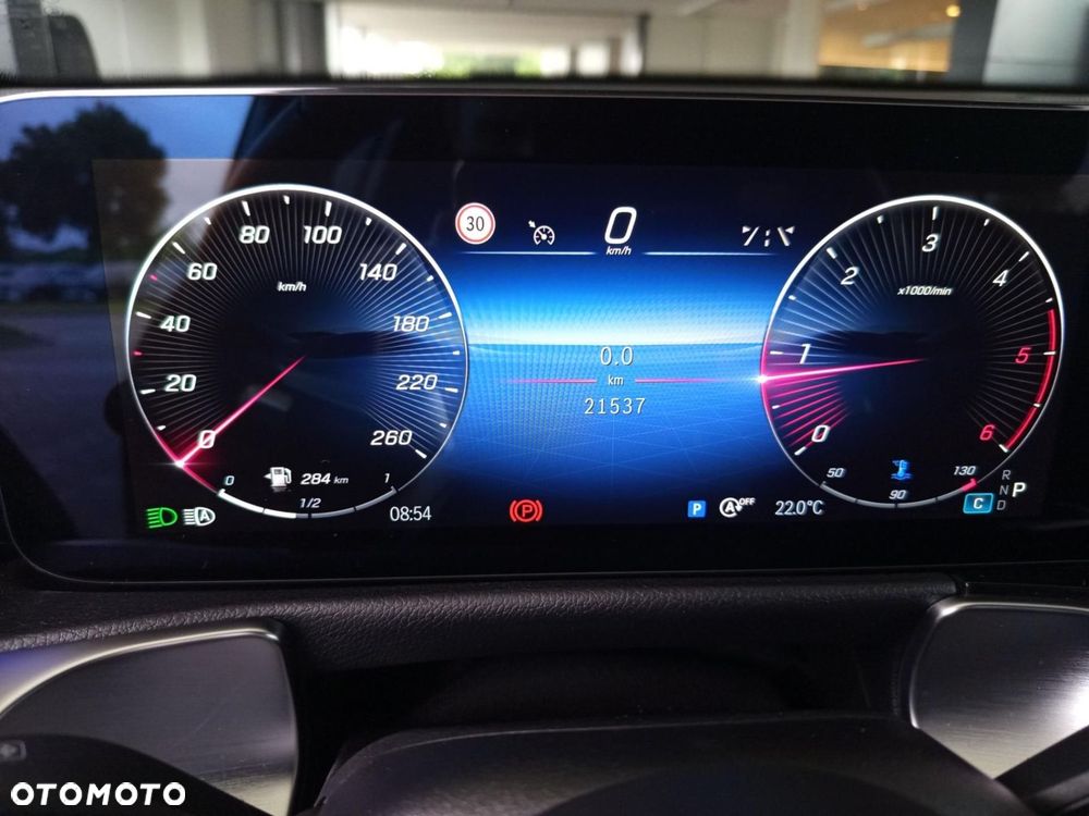 Mercedes-Benz GLB 200 d 4-Matic AMG Line 8G-DCT - 13